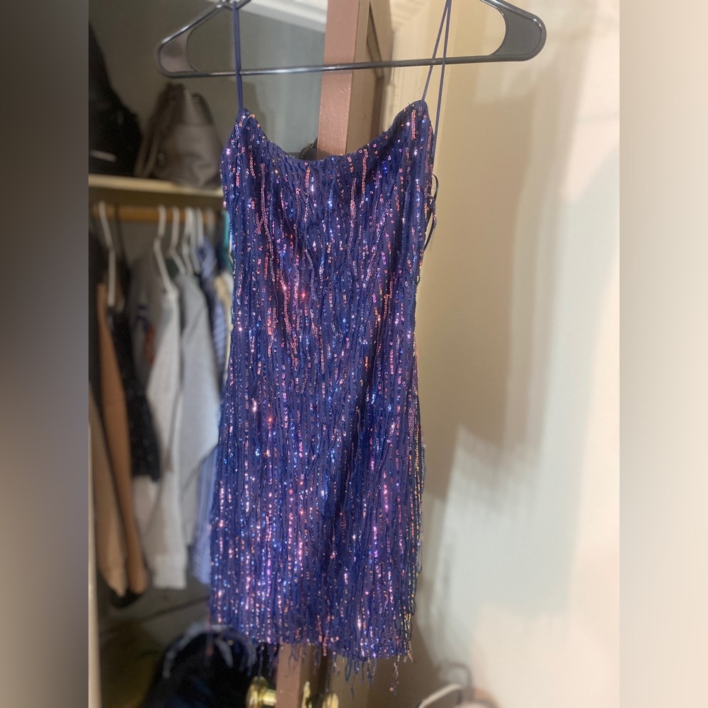 Smoke free and pet free home. Only worn once to try on. New with tags.